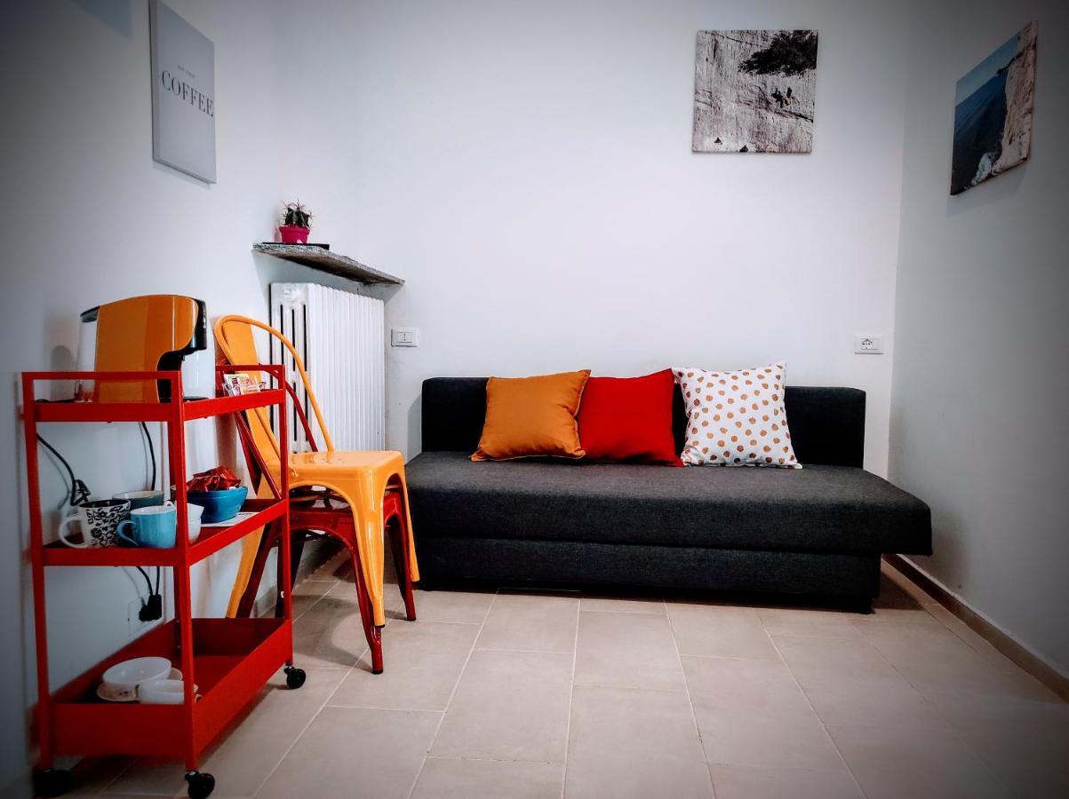 Bed On The Rocks Apartment Finale Ligure Exterior photo